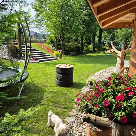 U Moniki, Nad Rzeka, Jacuzzi W Ogrodzie Apartmán