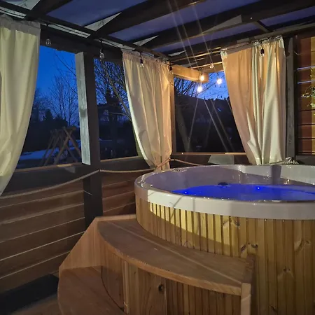 U Moniki, Nad Rzeka, Jacuzzi W Ogrodzie דירה *