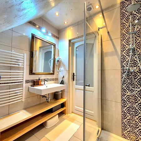 Apartment U Moniki, Nad Rzeka, Jacuzzi W Ogrodzie